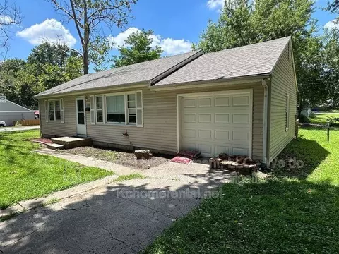 5160 Halsey St, Shawnee, KS 66216