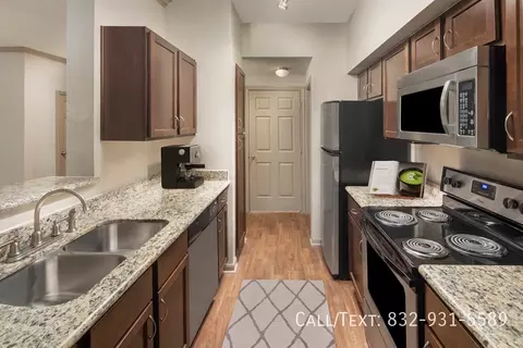 2898 Milam St #CM1, Houston, TX 77006