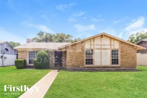 2110 Richbrook Dr, Garland, TX 75044