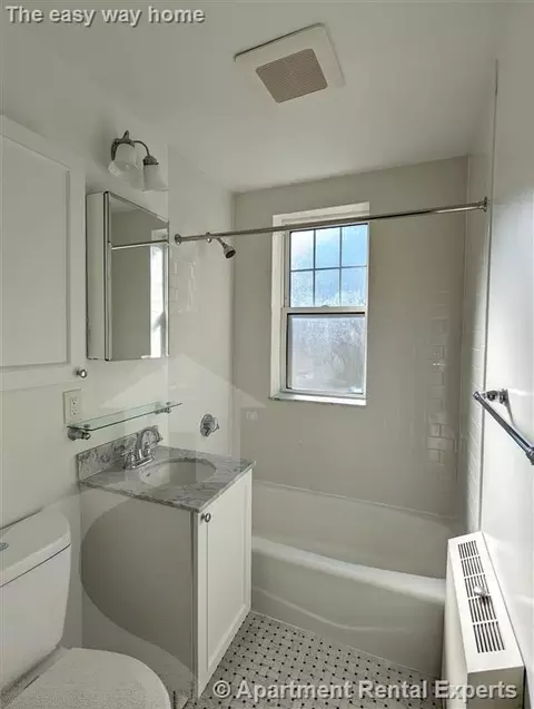 18 Chauncy St #C, Cambridge, MA 02138