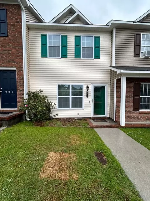 205 Spring Meadows Cir, Jacksonville, NC 28546
