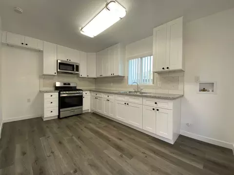 2040 250th St, Lomita, CA 90717