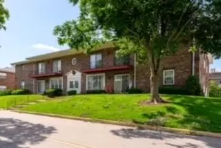 10316 Forest Brook Ln # C, Saint Louis, MO 63146