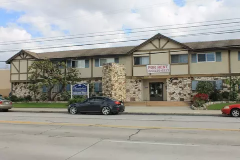 10236 Old River School Rd, Downey, CA 90241