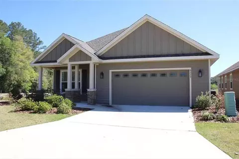 6227 SW 46th Dr, Gainesville, FL 32608