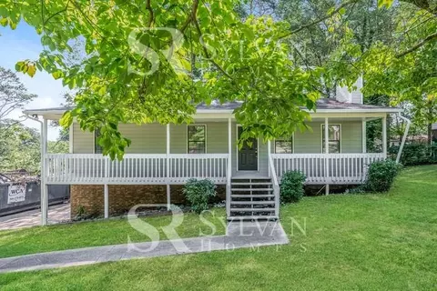 2765 Wood Dr NE, Center Point, AL 35215