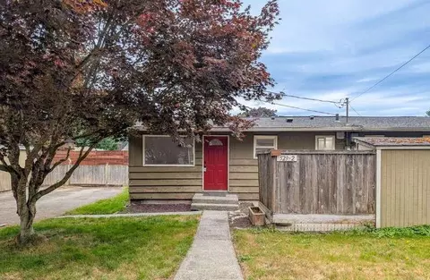 529 Madison St #2, Everett, WA 98203