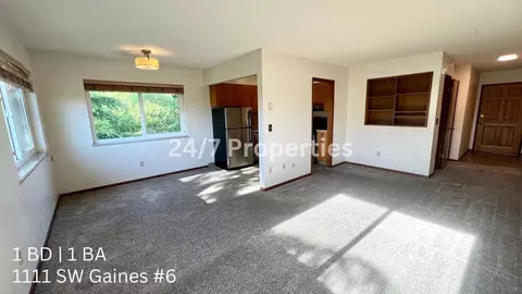 1111 SW Gaines St #06, Portland, OR 97239