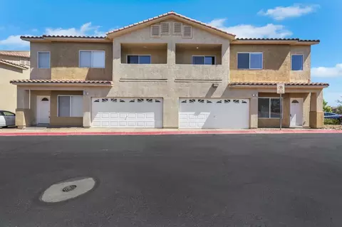 488 Parrot Beak St, Henderson, NV 89012
