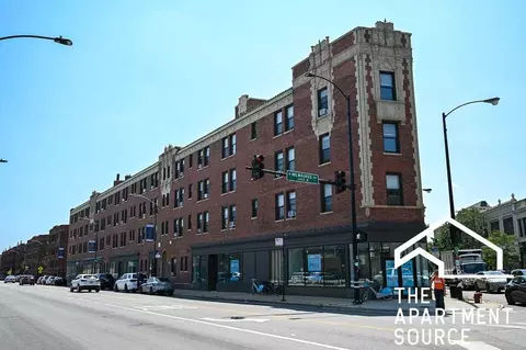2779 N Milwaukee Ave #221, Chicago, IL 60647