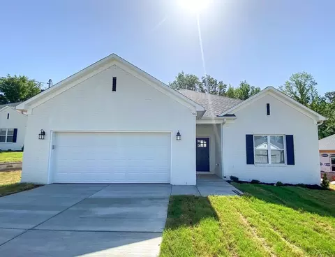 96 Oak Ave, Brighton, TN 38011