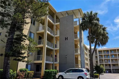 3777 Lake Bayshore Dr, South Bradenton, FL 34205