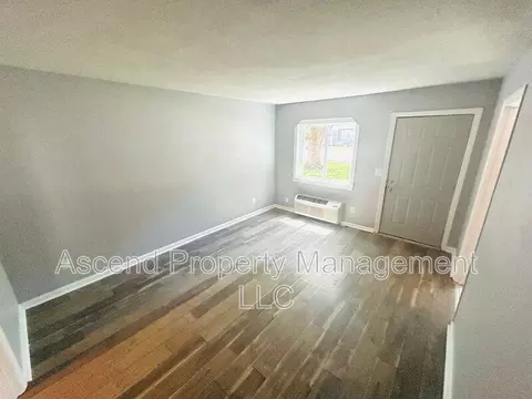 217 Sequoia Dr #A, Chattanooga, TN 37411