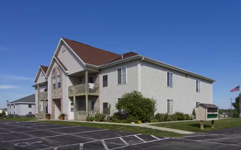 321 S Mountin Dr, Mayville, WI 53050