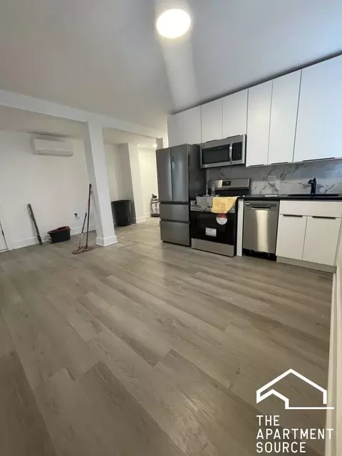 1456 N Kedzie Ave #GR, Chicago, IL 60651