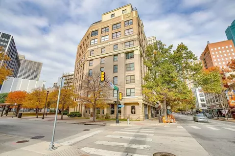 910 Houston St, Fort Worth, TX 76102