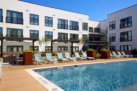 1013 S Pearl Expy #A2-08, Dallas, TX 75201