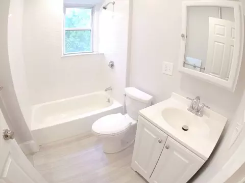 36 High St, Brookline, MA 02445