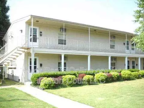 5312 Milner Rd #8S, Louisville, KY 40216