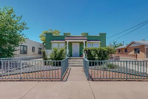 1015 5th St NW, Albuquerque, NM 87102