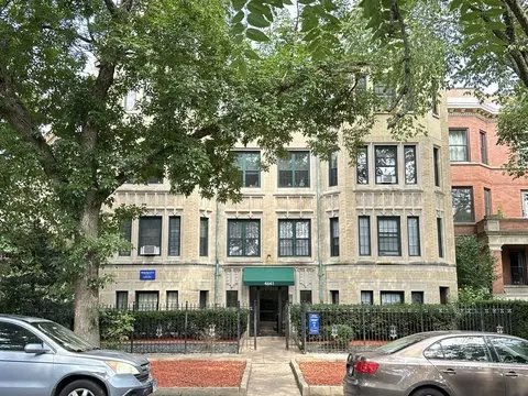 4641 N Paulina St #404, Chicago, IL 60640