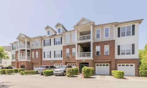 6716 Mallard Park Dr #1, Charlotte, NC 28262