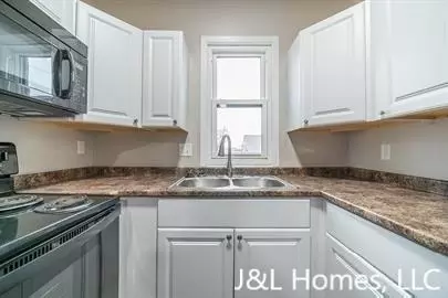 170 S Highland Ave #170, Columbus, OH 43223