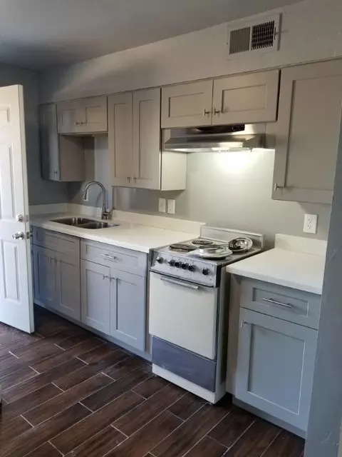 1017 N Main St #7, Eloy, AZ 85131