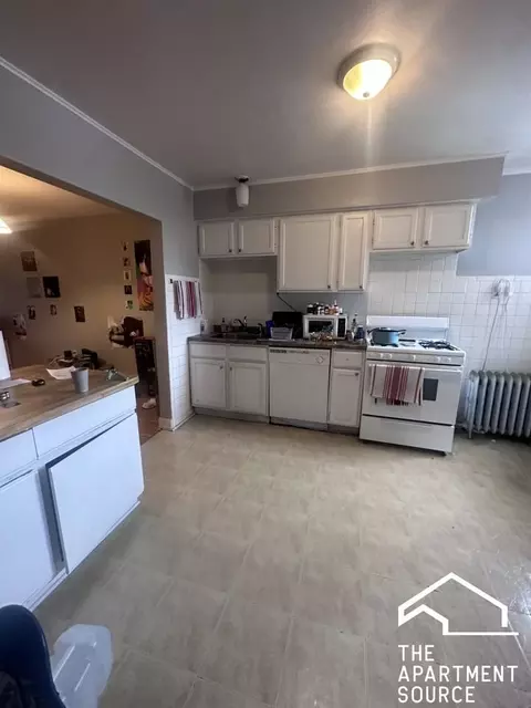 3930 N Keeler Ave #3A, Chicago, IL 60641