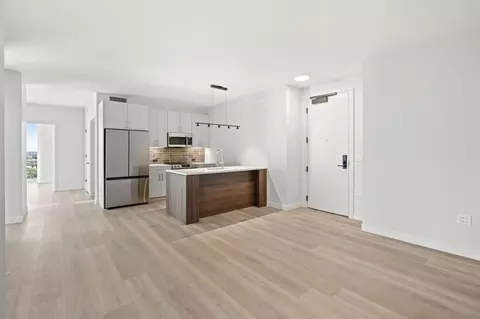 1101 W Van Buren St #2-2PH, Chicago, IL 60607