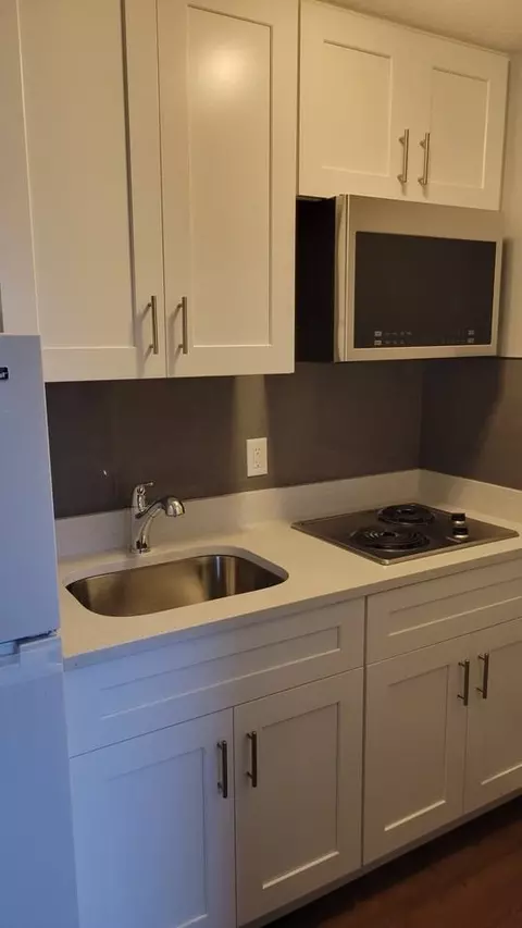 715 Palm Dr #2, Orlando, FL 32803