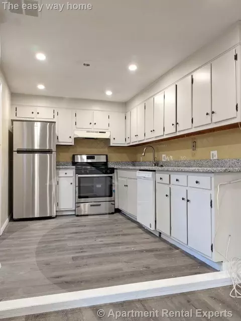 86 Newbury St #1, Somerville, MA 02144