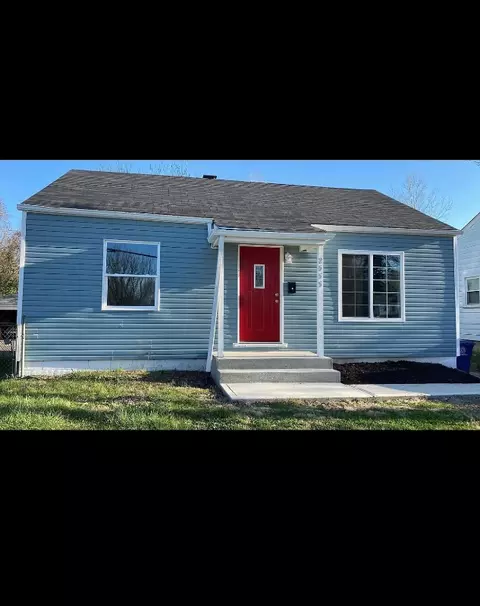 2555 Avalon Pl, Columbus, OH 43219