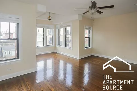 3709 N Wilton Ave #3, Chicago, IL 60613