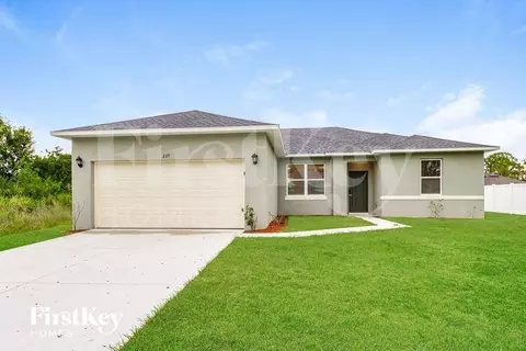 227 Hilliard Rd NW, Palm Bay, FL 32907