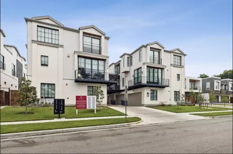 2017 Moser Ave #B4-27, Dallas, TX 75206