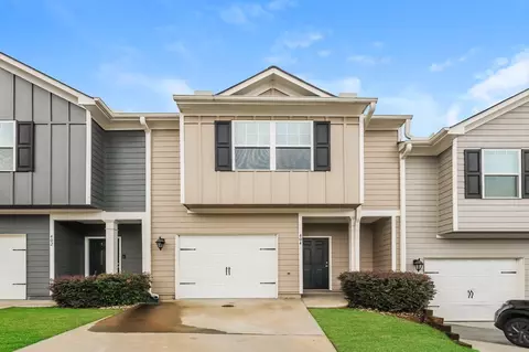 404 Highwood Ln, East Point, GA 30344