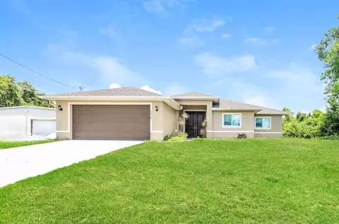 3312 26th St SW, Lehigh Acres, FL 33976