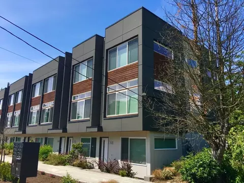 312 N 115th St, Seattle, WA 98133