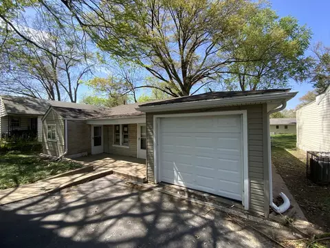 119 Anistasia Dr, Saint Louis, MO 63135