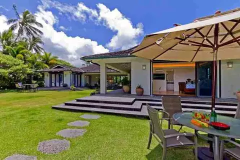 343 Dune Cir, Kailua, HI 96734