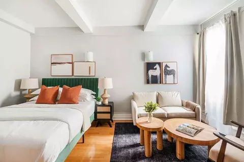 141 E 33rd St, New York, NY 10016