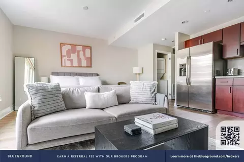 1425 P St NW, Washington, DC 20005 photo 4