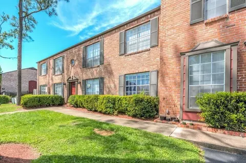 2010 Winrock Blvd, Houston, TX 77057 photo 15