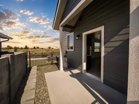 5705 Midland Ln, Pasco, WA 99301 photo 11