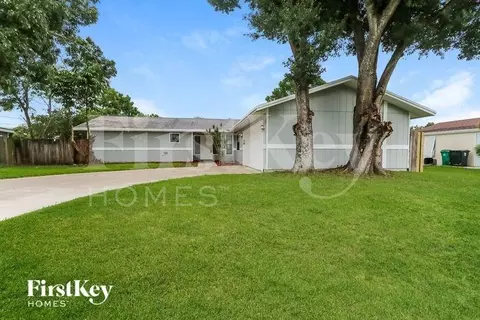 521 SW Comet Ter, Port Saint Lucie, FL 34953