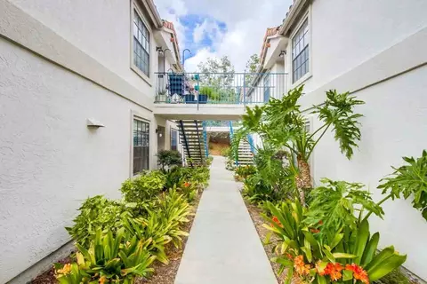 10331 Azuaga St #228, San Diego, CA 92129