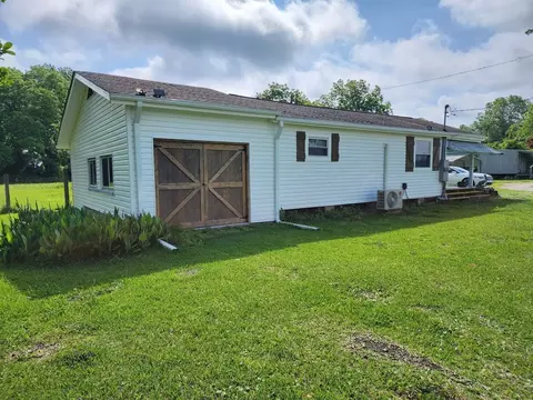 772 Belgrade Swansboro Rd, Stella, NC 28582