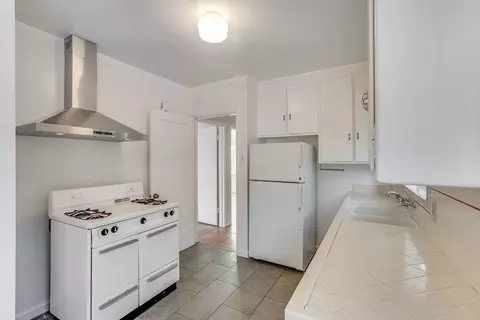 2727 Parker St #C, Berkeley, CA 94704