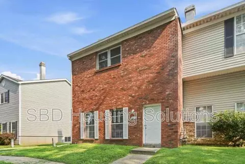6601 E 128th St, Grandview, MO 64030